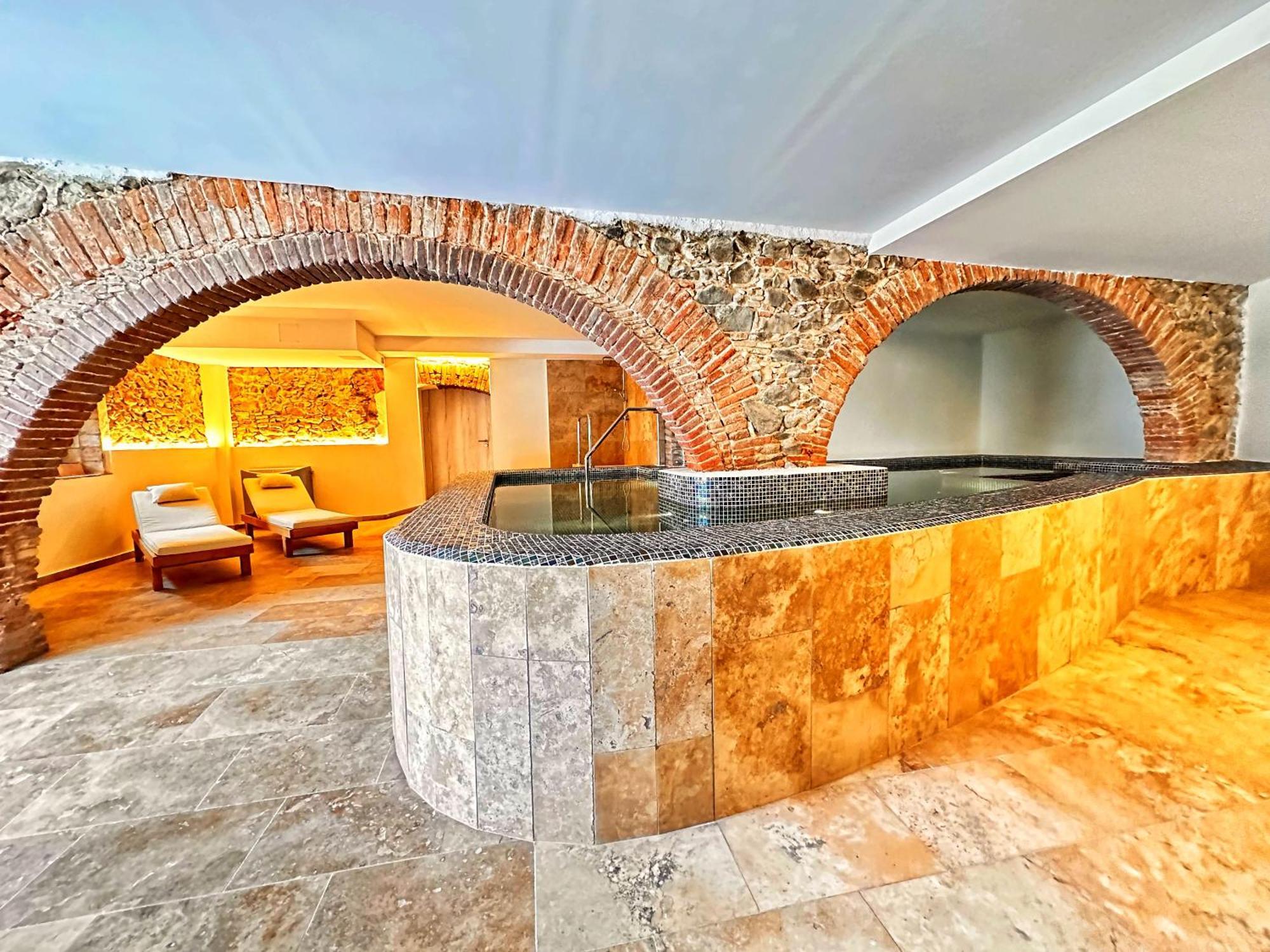 Boutique Hotel Comtal Empuries Ρόζες Εξωτερικό φωτογραφία