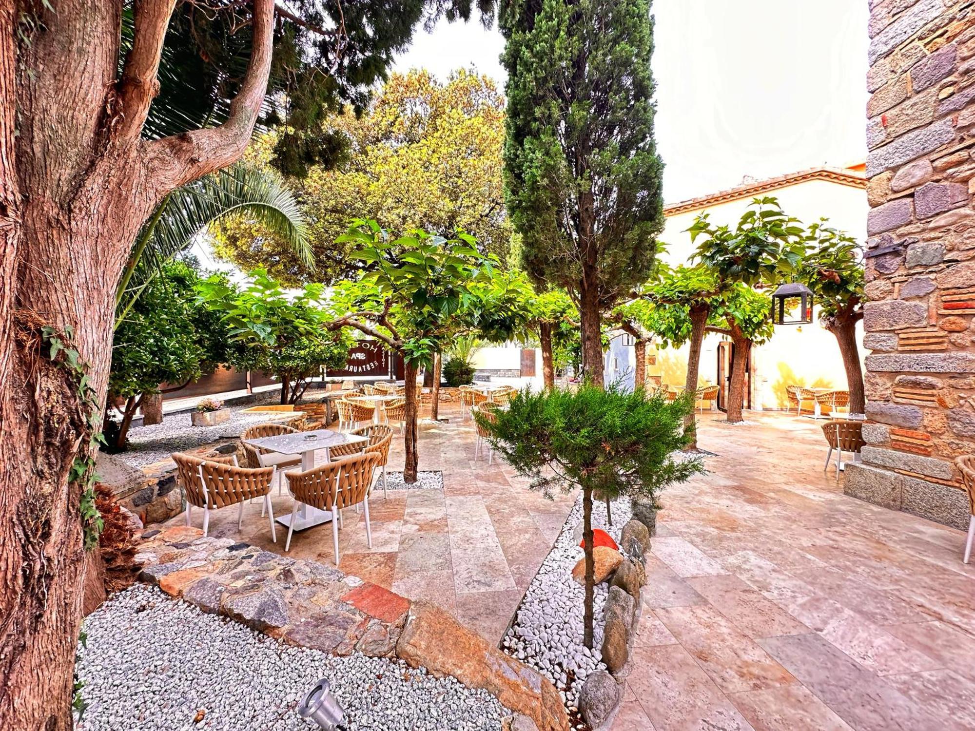 Boutique Hotel Comtal Empuries Ρόζες Εξωτερικό φωτογραφία